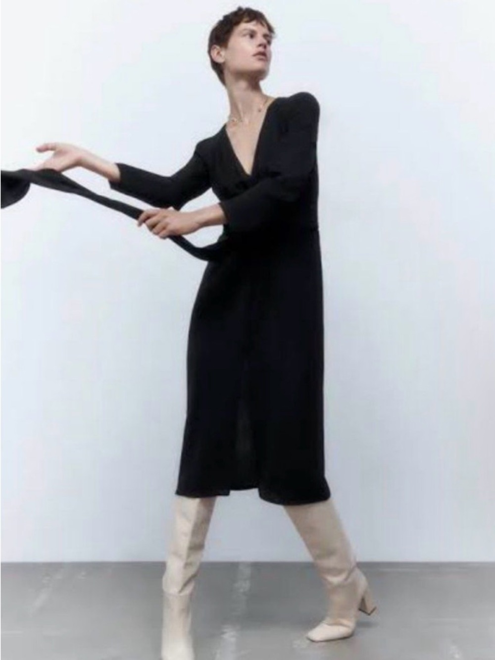 Zara Black V-Neck Midi Dress with Long Sleeves